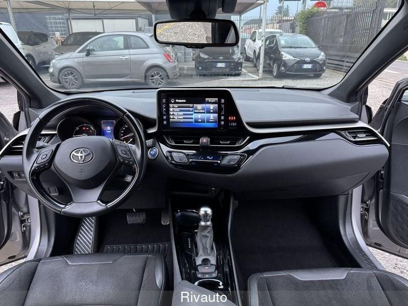 Toyota C-HR 1.8 Hybrid E-CVT Dynamic