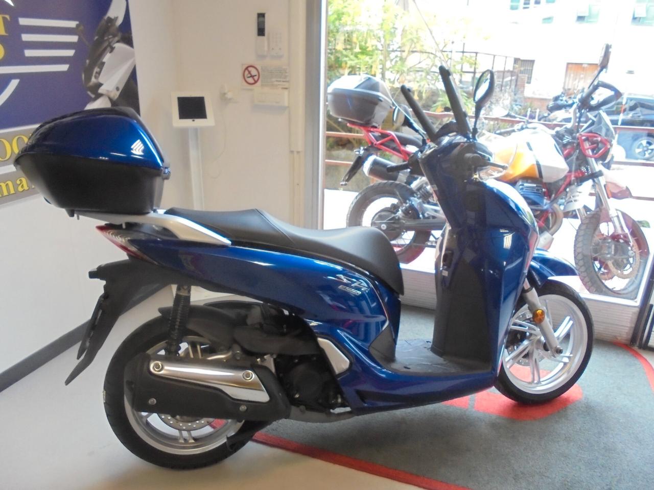Honda SH 300 i ABS