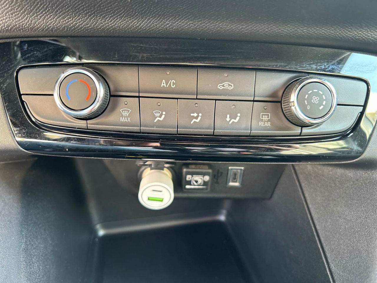 Opel Corsa Edition 1.2 Direct Injection Turb #9783