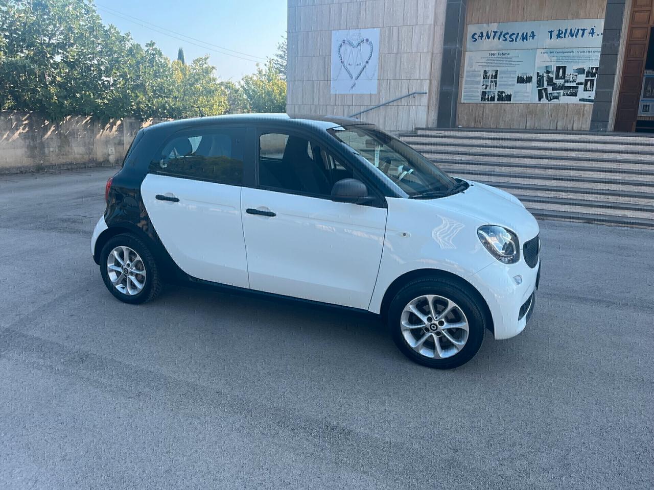 Smart ForFour 1.0 Passion 4 Porte Full