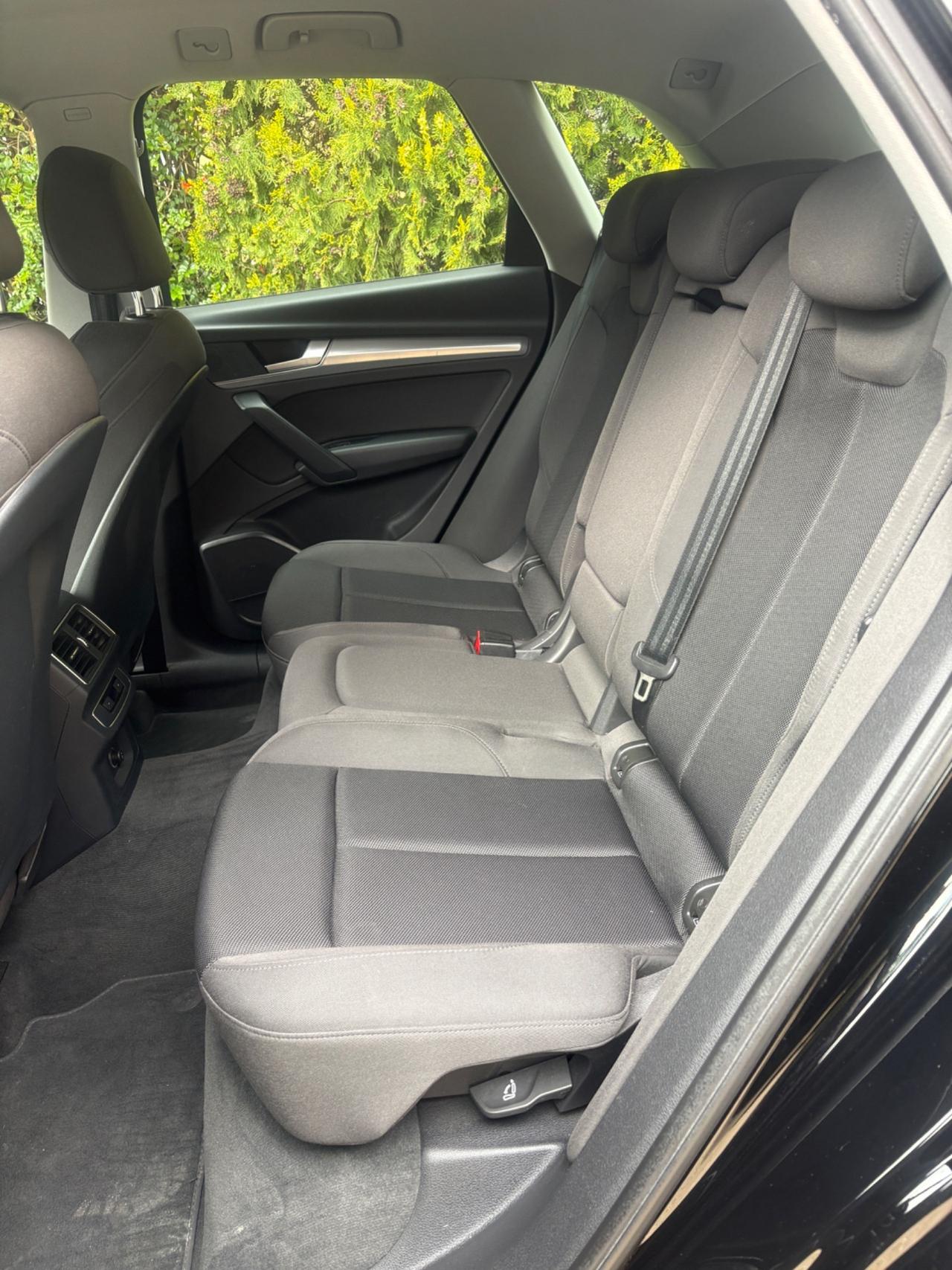 Audi Q5 2.0 TDI 190 CV quattro S tronic Business Sport