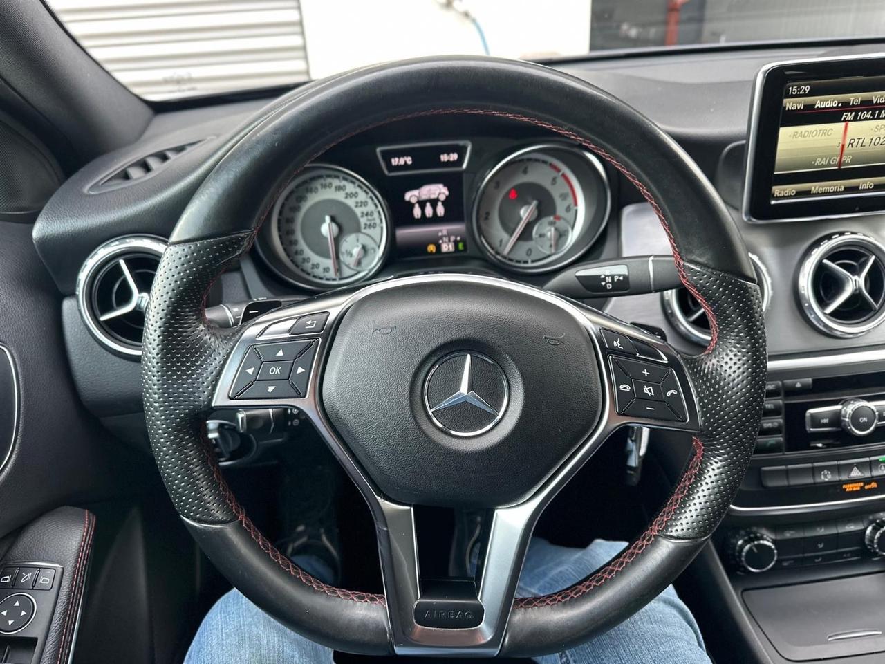 Mercedes-benz GLA 200 CDI Automatic Premium