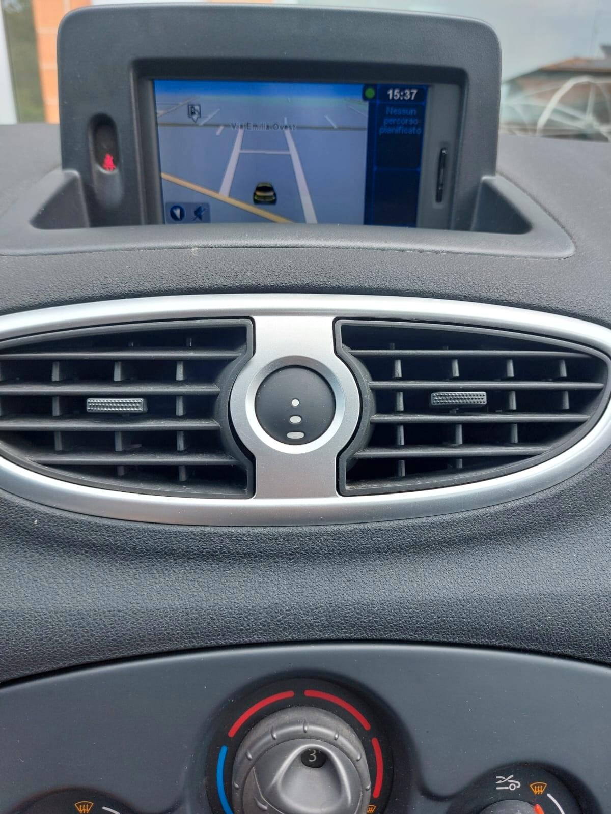 Renault Clio 1.2 16V 5 porte TOM TOM UNICO PROP