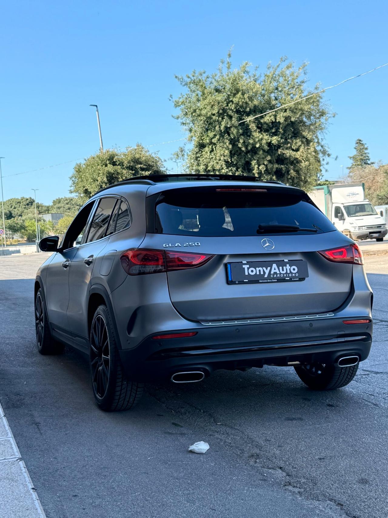 Mercedes-benz GLA 250 Premium auto AMG LINE CON TETTO APRIBILE/PANORAMICO,LUCI SOFFUSE,TELECAMERA,APPLE CARPLAY,ANDROID AU