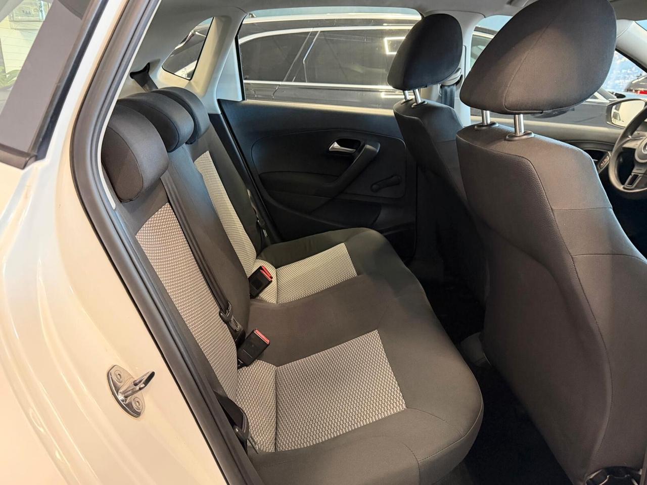 VOLKSWAGEN POLO 1.2 TDI 75CV 55KW OK NEOPATENTATI ANNO 2012