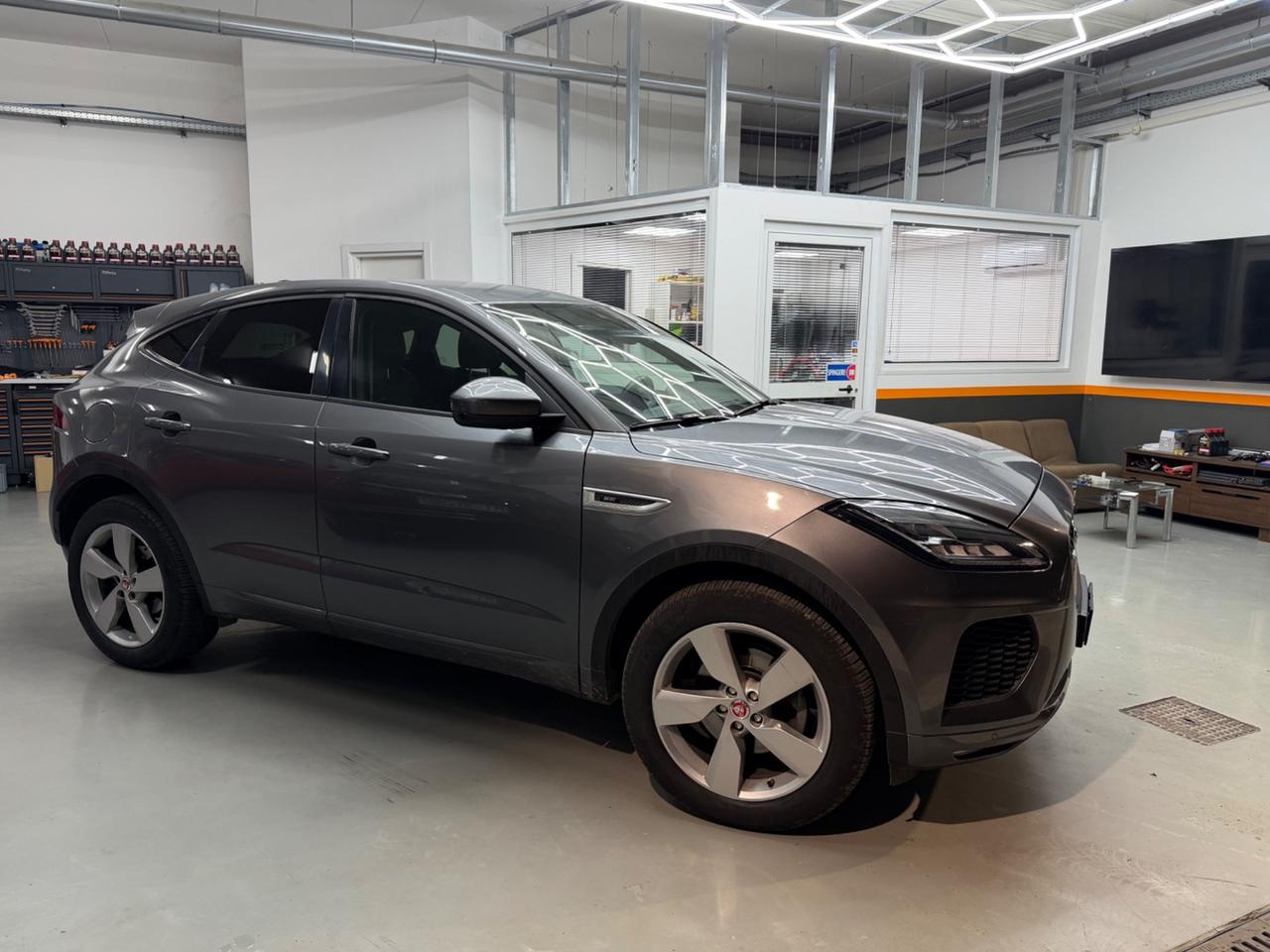 Jaguar E-Pace 2.0D 180 CV AWD R-Dynamic S