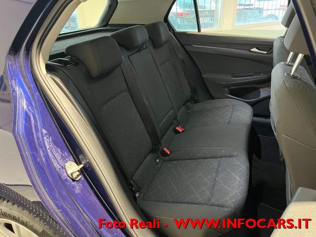 VOLKSWAGEN Golf 1.0 eTSI MHEV EVO DSG Life PROMO !!