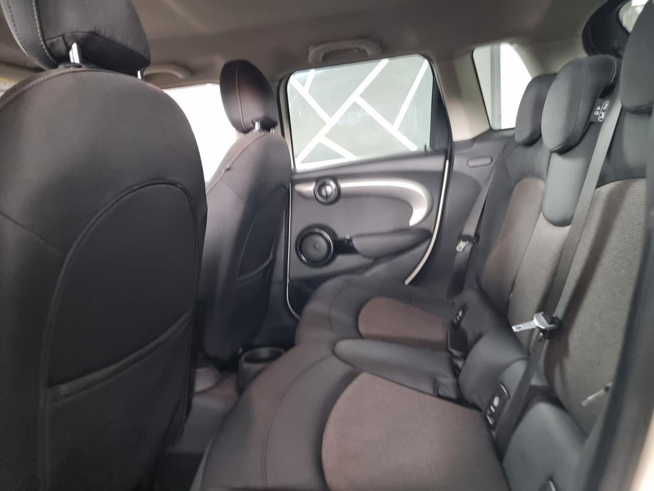 Mini 1.5 Cooper D Business XL NEOPATENTATI