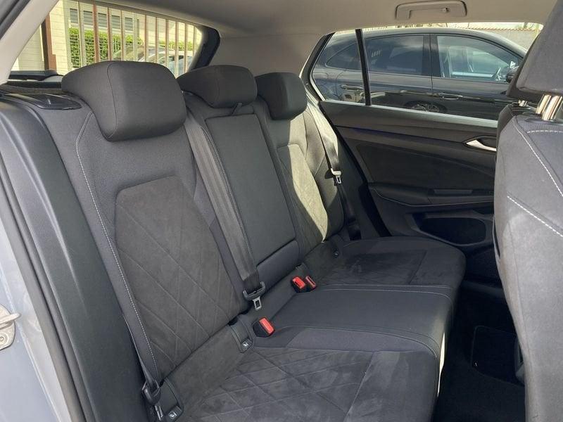 Volkswagen Golf 8 Style 2.0 TDI 150 CV DSG
