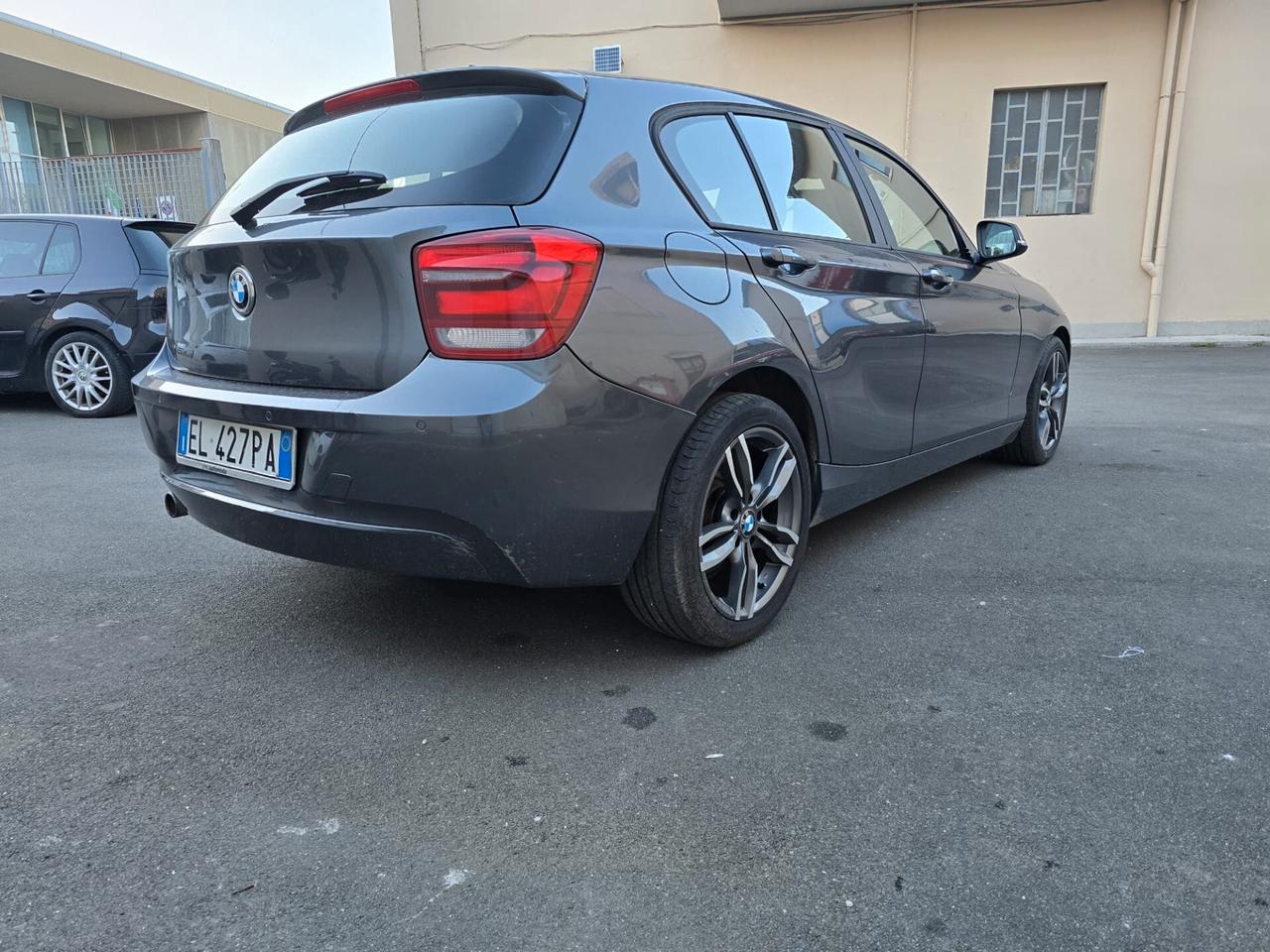 Bmw 116 116d 5p. Efficient Dynamics Urban
