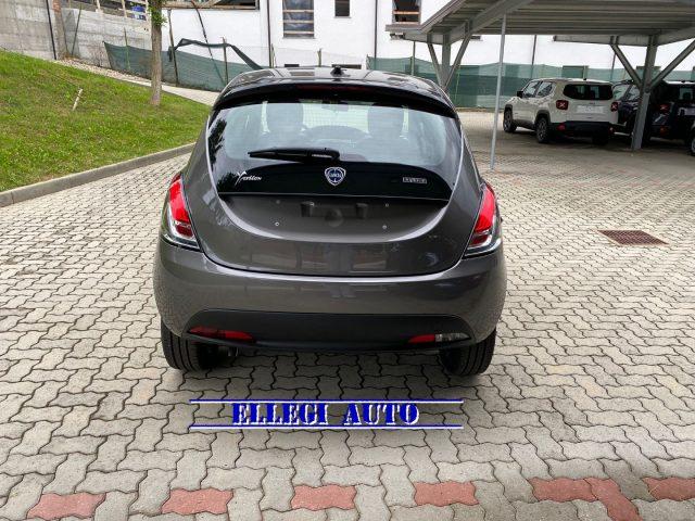 LANCIA Ypsilon PROMO FINANZ 1.0 5 porte Hybrid Silver KM 0 2023