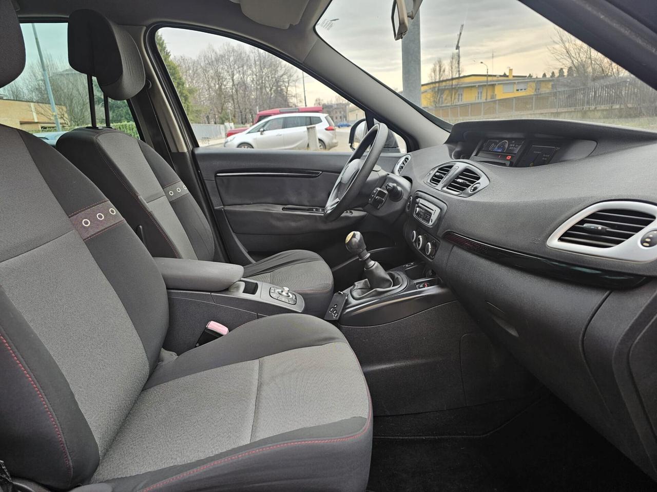 Renault Scenic XMod 1.5 dCi 110cv Wave*Navi*Pdc*Euro5*