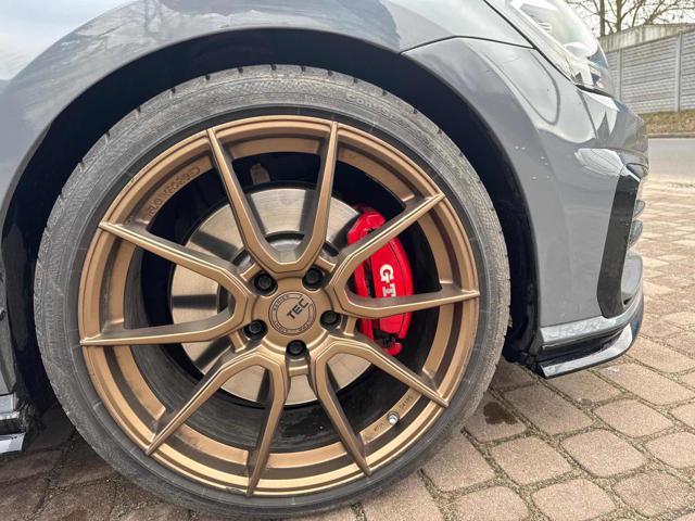 VOLKSWAGEN Golf GTI 2.0 TSI TCR DSG 5p. *SCARICO AKRAPOVIC*
