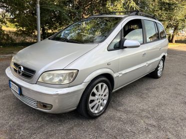 Opel Zafira 7 posti 2.2