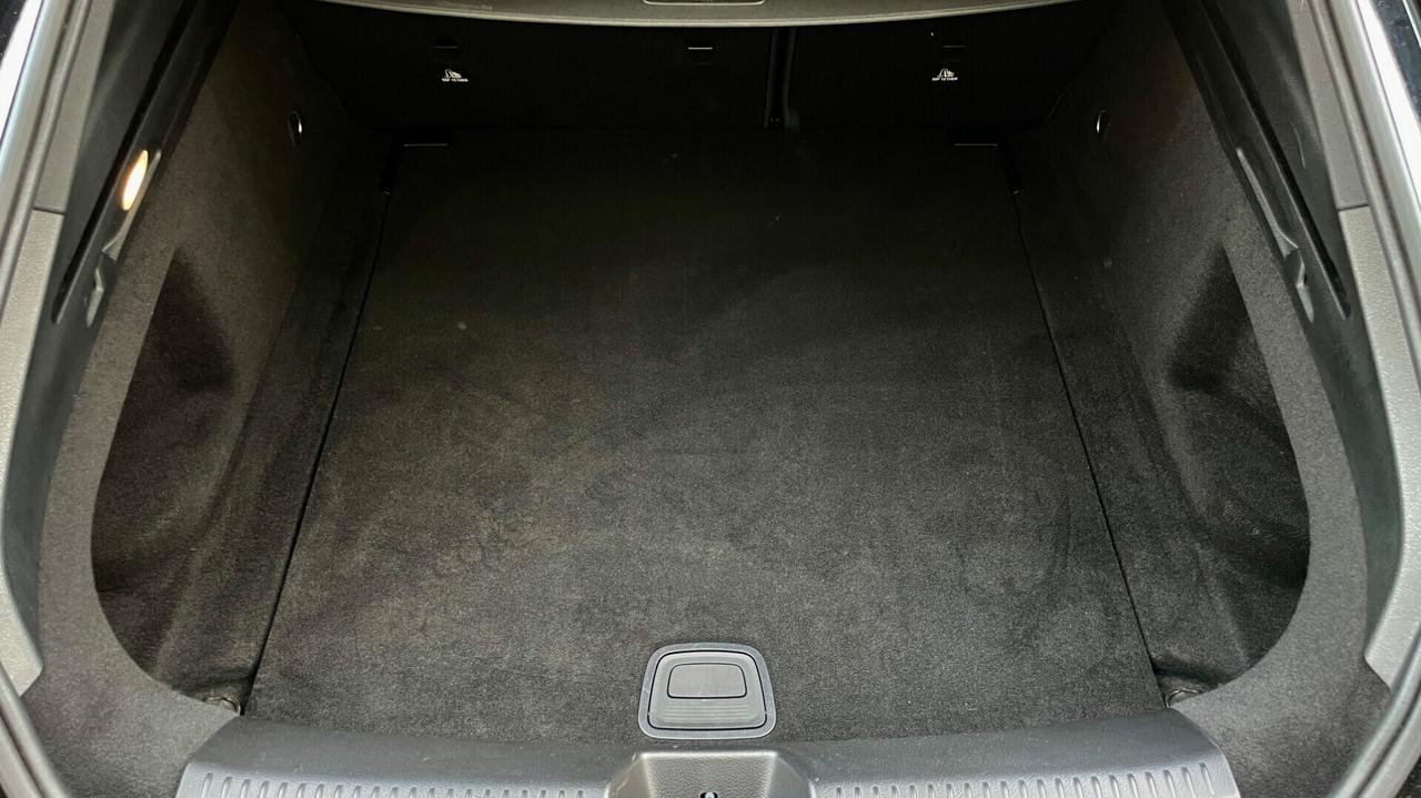 MERCEDES-BENZ CLA 180D PREMIUM 2.0 116CV - VIRTUAL COCKPIT, GANCIO TRAINO, NEOPATENTATI