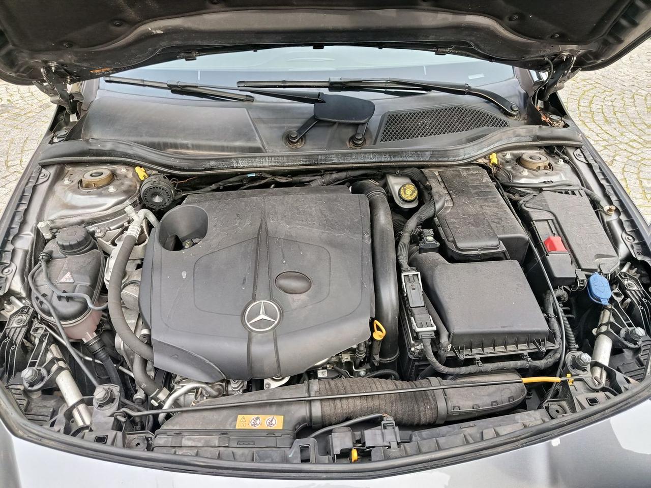 Mercedes-Benz CLA 200 Business Line CLA 200 #9325