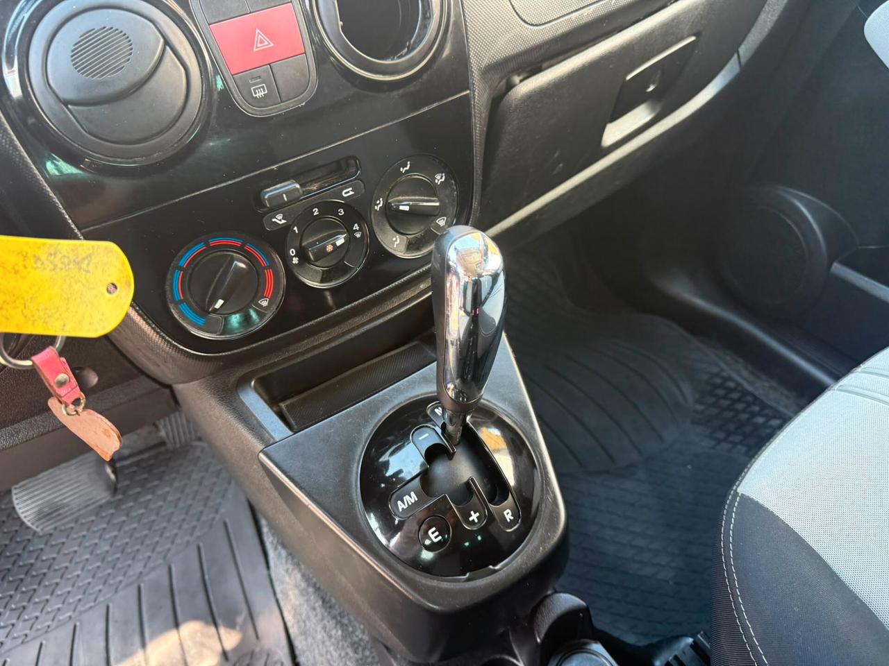 Fiat Qubo 1.3 Mjet 75cv Automatico Autocarro N1 4 posti