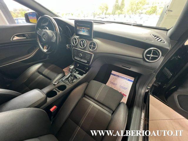 MERCEDES-BENZ CLA 200 d Premium