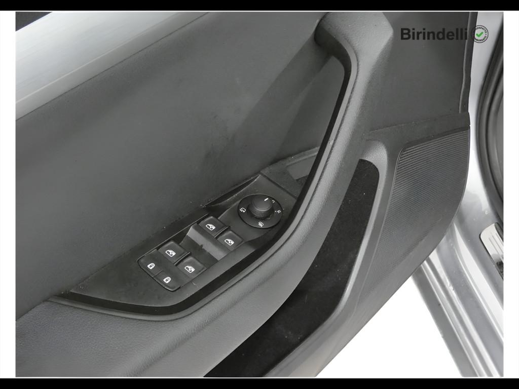 SKODA Superb 3ª serie - Superb 2.0 TDI 150 CV SCR DSG Wagon Executive