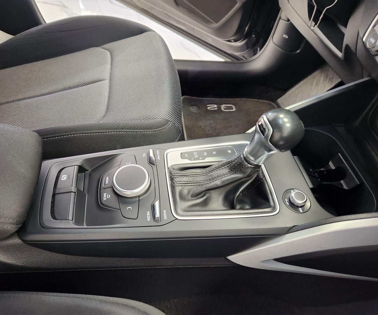 Audi Q2 30 TDI S tronic Admired