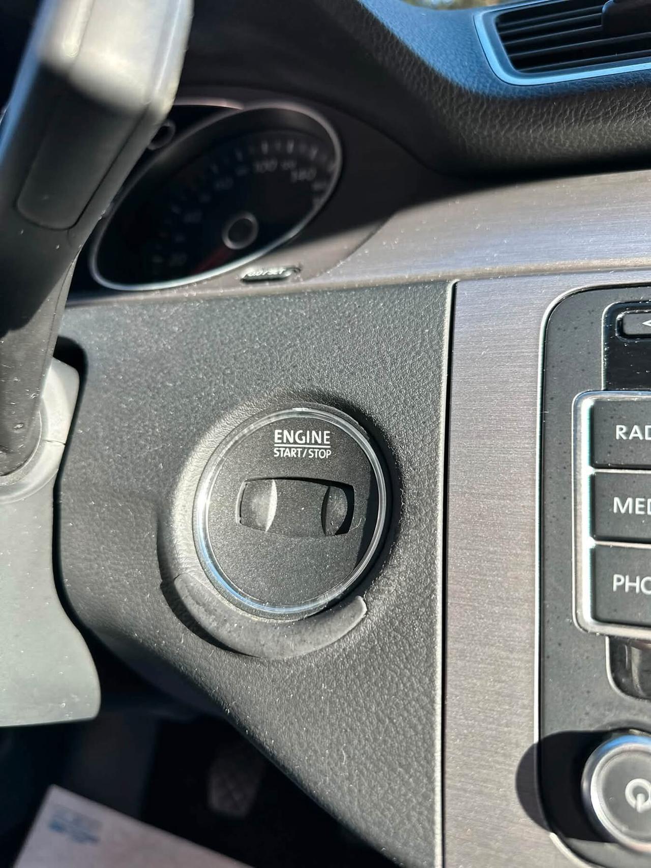 Volkswagen Passat 1.6 TDI Comfortline BlueM. Tech.