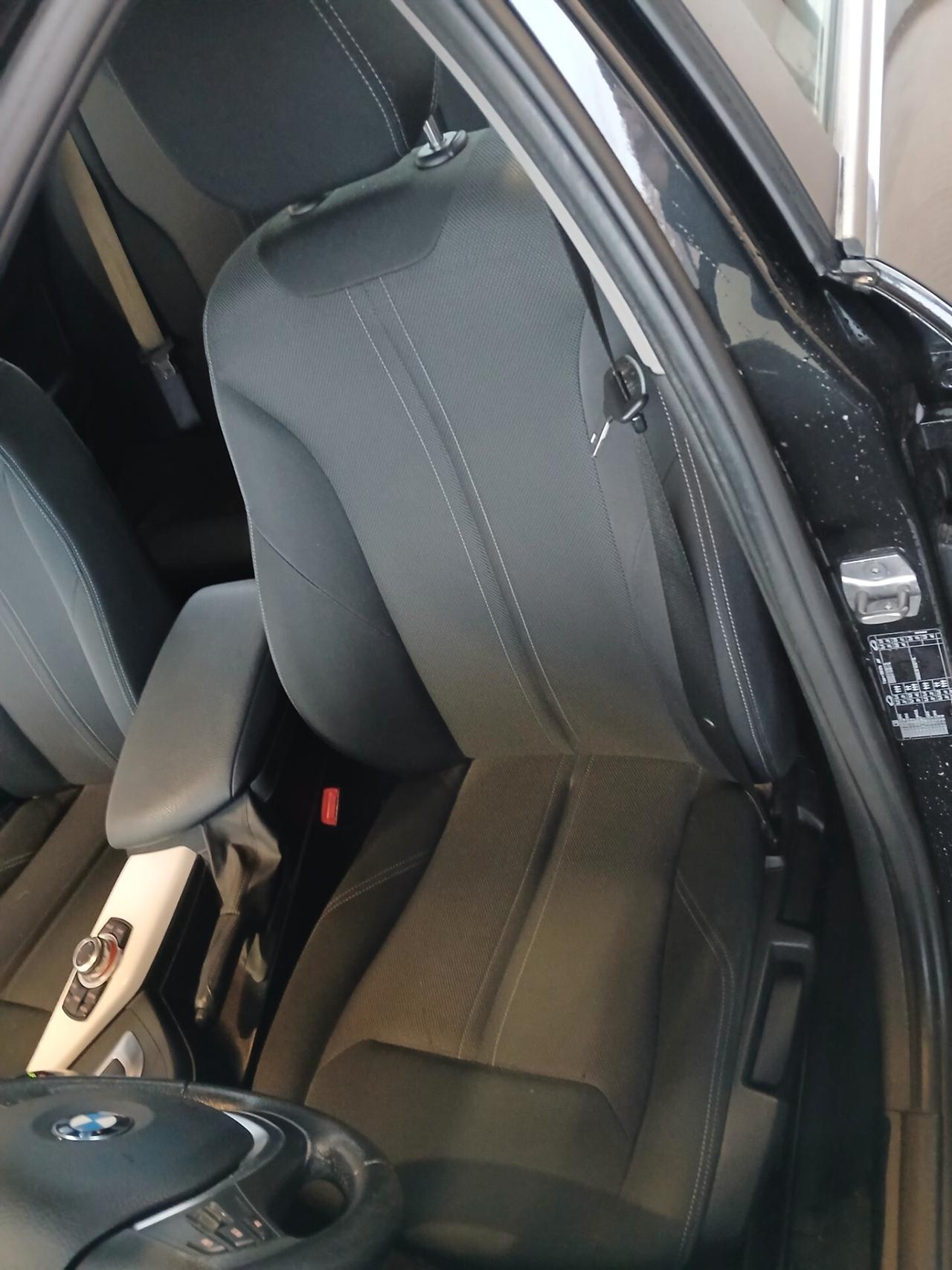 Bmw 118 118d 5p. Urban*AUTOMOATICA