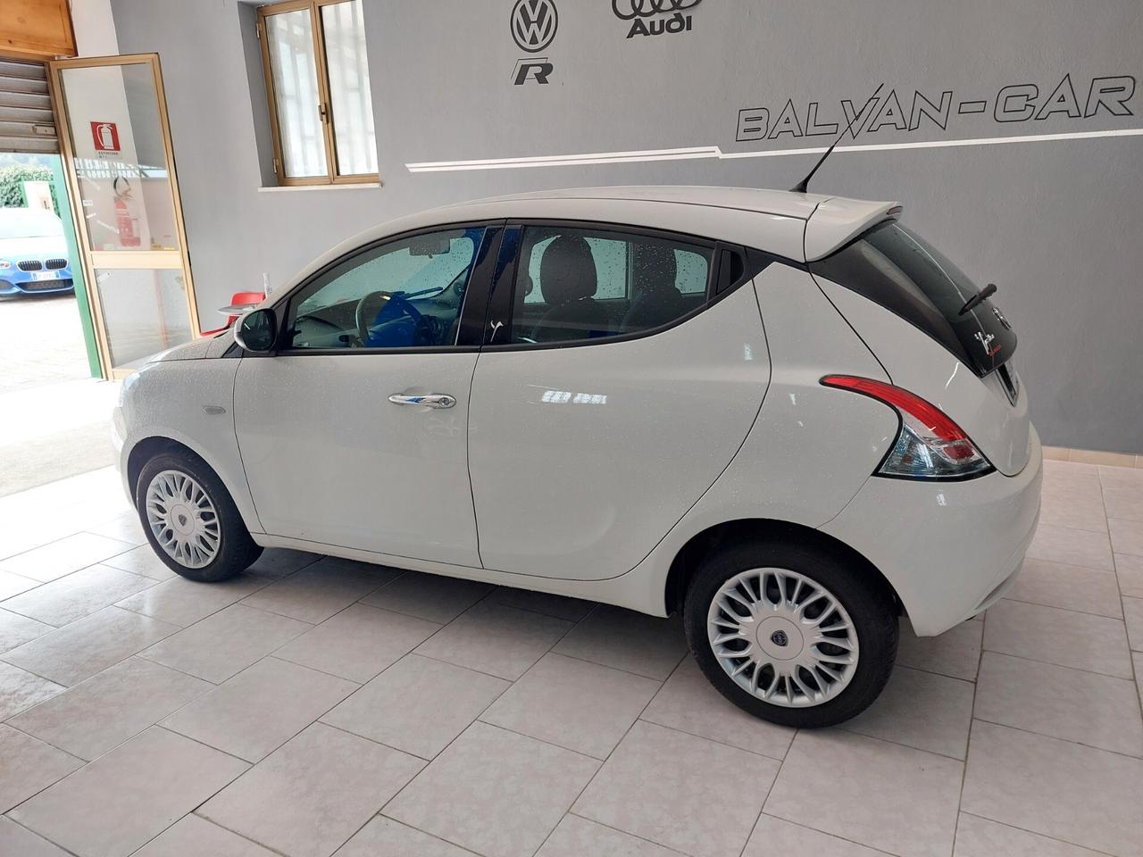 Lancia Ypsilon 1.2 benzina