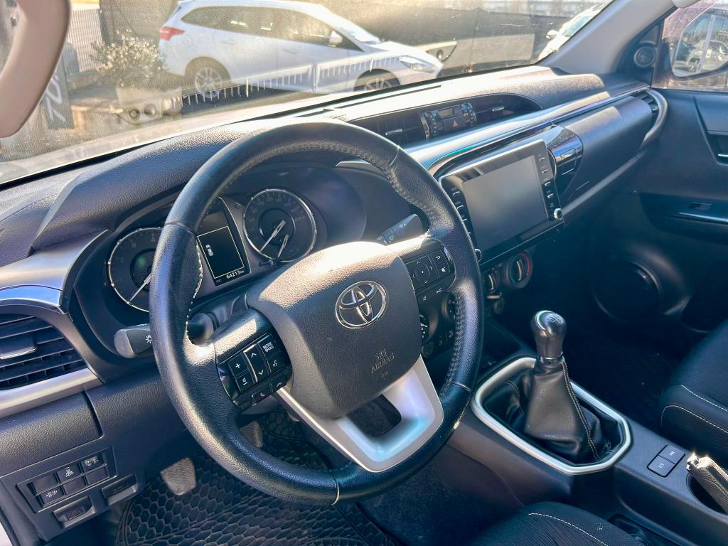 Toyota Hilux Double Cab Hilux 2.8 d double cab Lounge 4wd