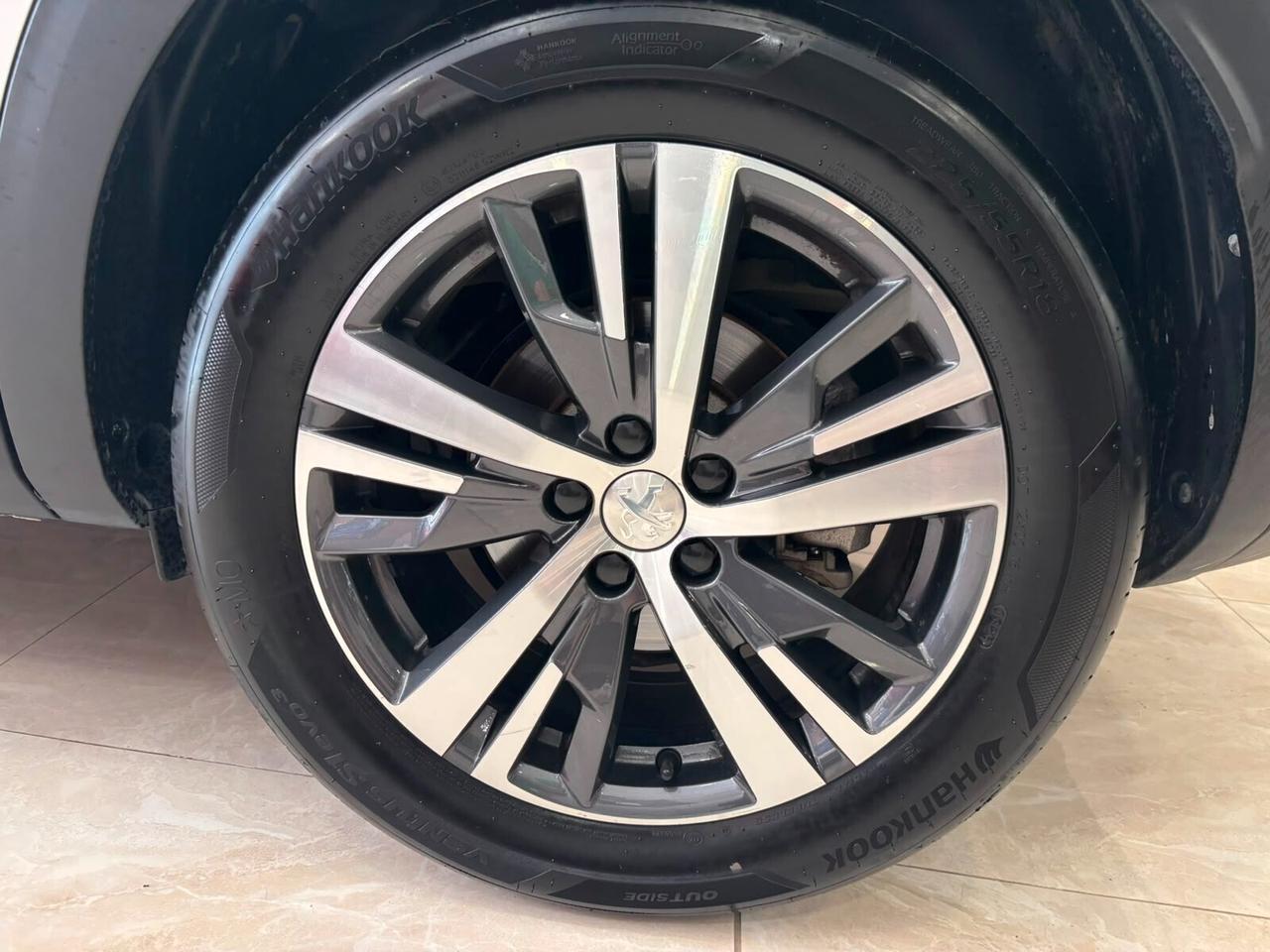 Peugeot 3008 1.5 HDI **FULL OPTIONAL** PARI AL NUOVO