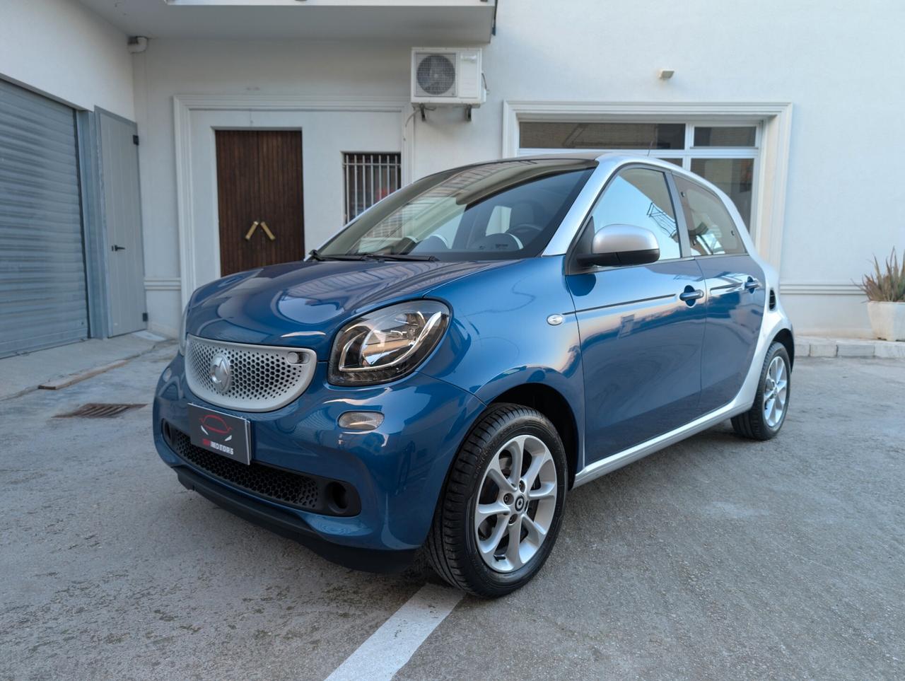 Smart ForFour 1.0 benzina Passion 2016