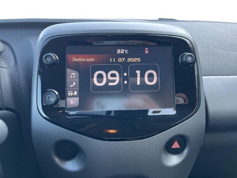 Toyota Aygo II 2018 5p 5p 1.0 x-business fun 72cv