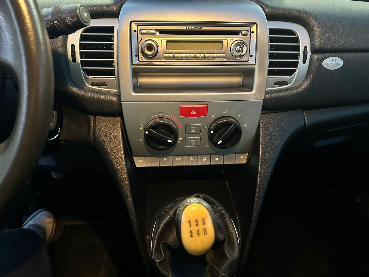 Lancia Ypsilon 1.2 69 CV Elle