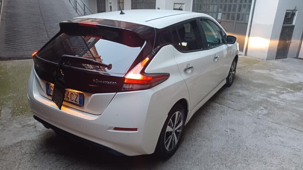 Nissan Leaf Visia Plus