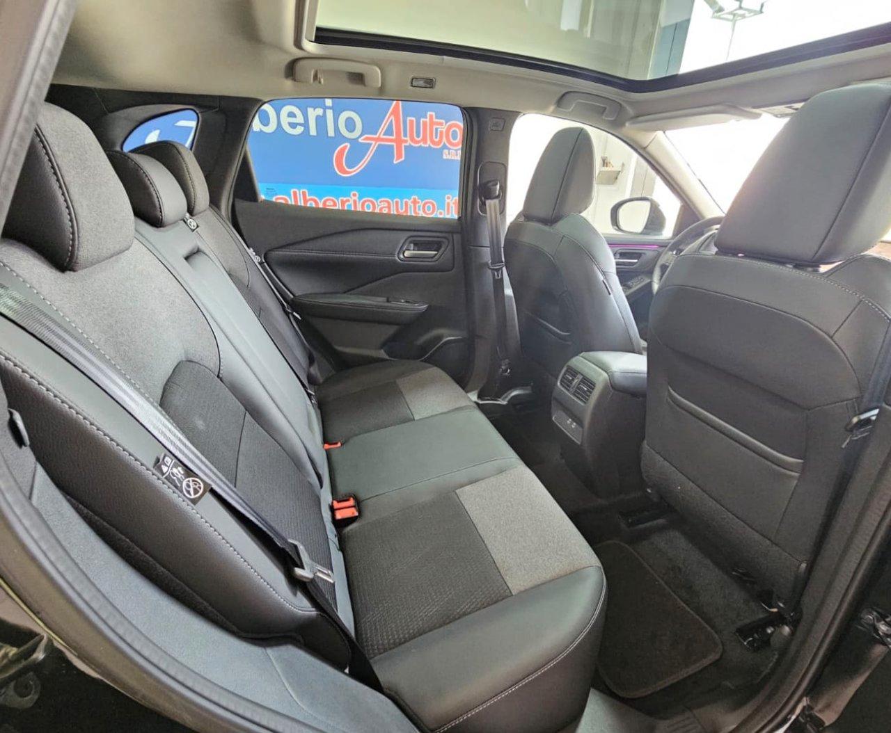 Nissan Qashqai 1.3 mhev N-Connecta 2wd 140cv + TETTO PANORAMA *KM 0*