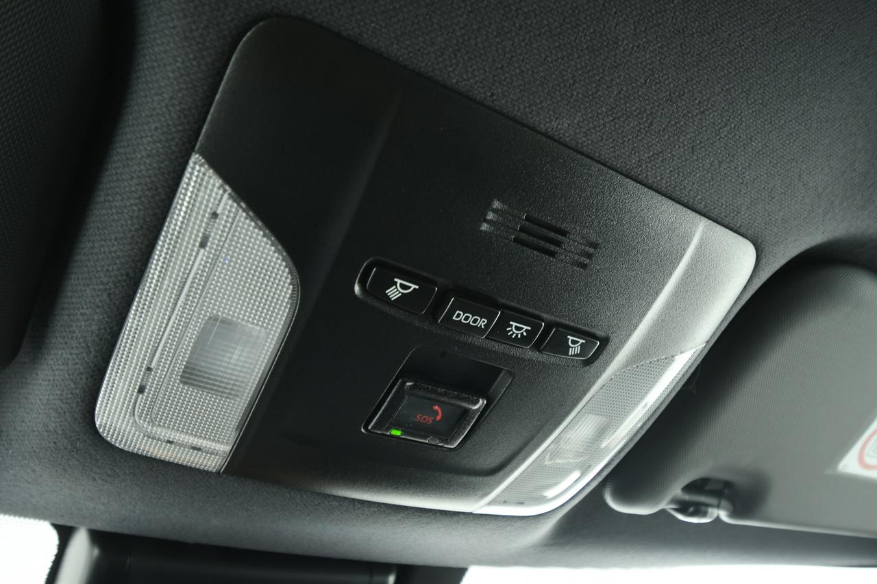 TOYOTA Corolla 2.0h GR Sport cvt CAMERA+ACC+APP CONNECT