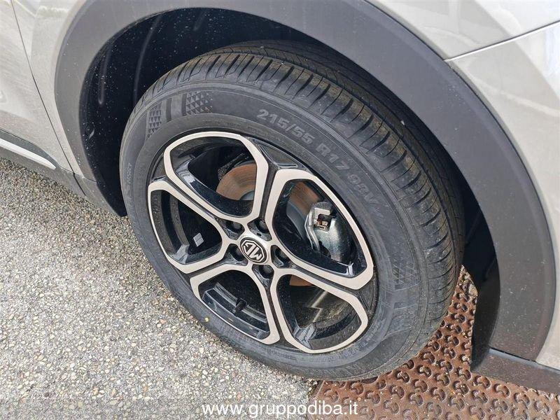 MG ZS 1.5L MT COM MY25.5 Cosmic Silver