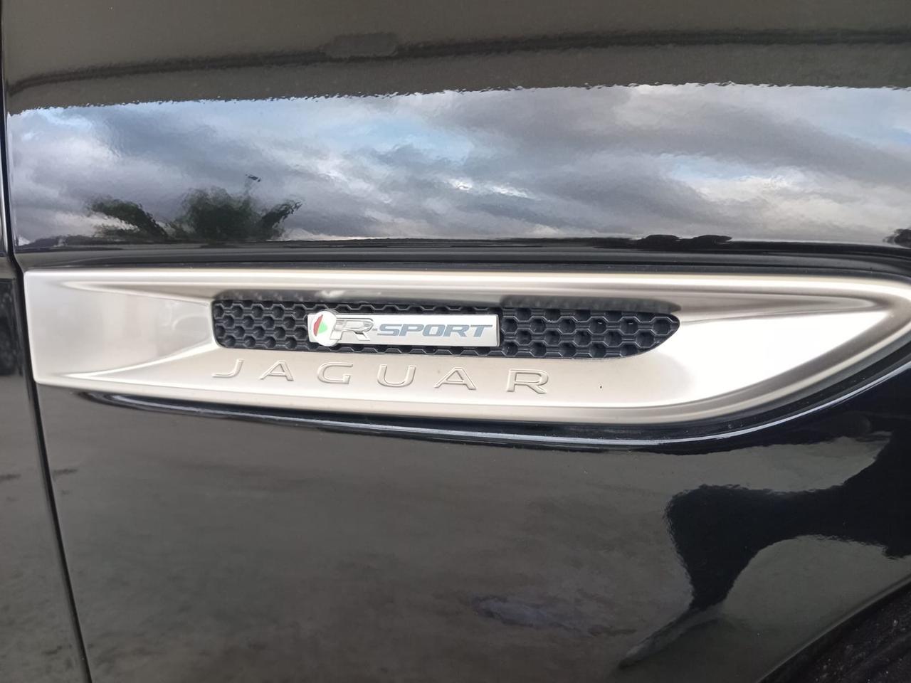 Jaguar XE 2.0 D 180 CV AWD aut. R-SportIK TOP PERFETTA QUAL PROVA