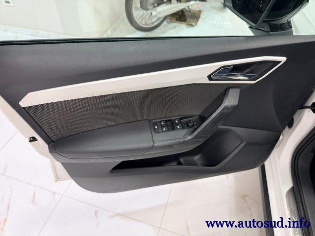 SEAT Arona 1.0 EcoTSI XCELLENCE