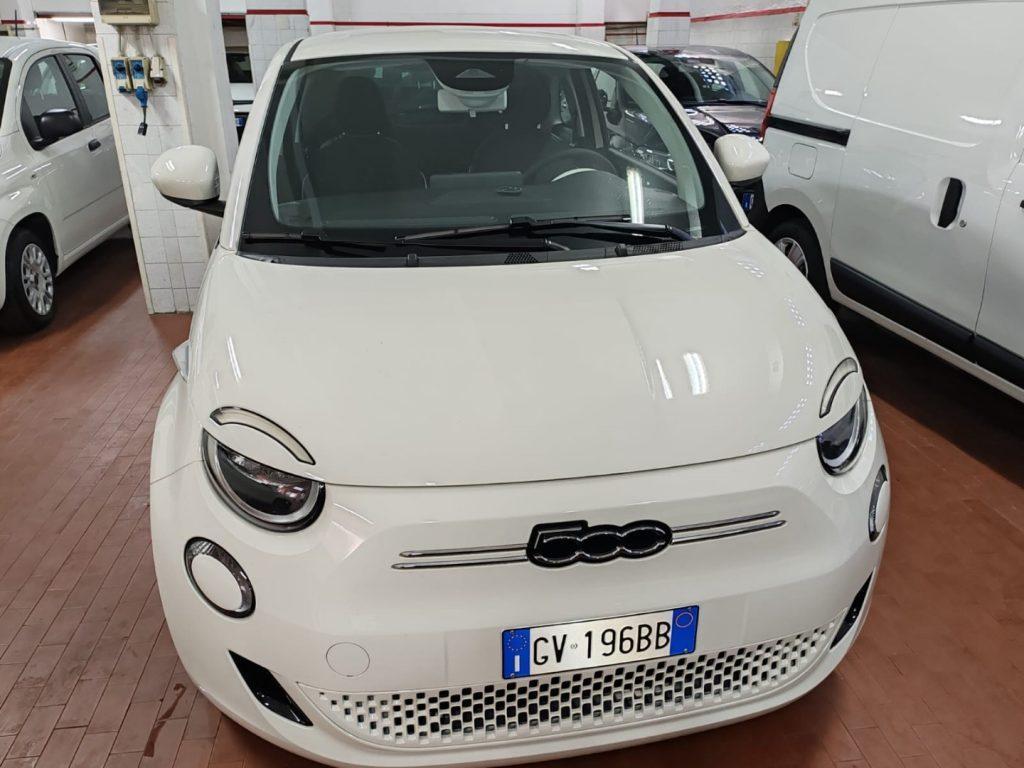 FIAT 500e Berlina 42 kWh