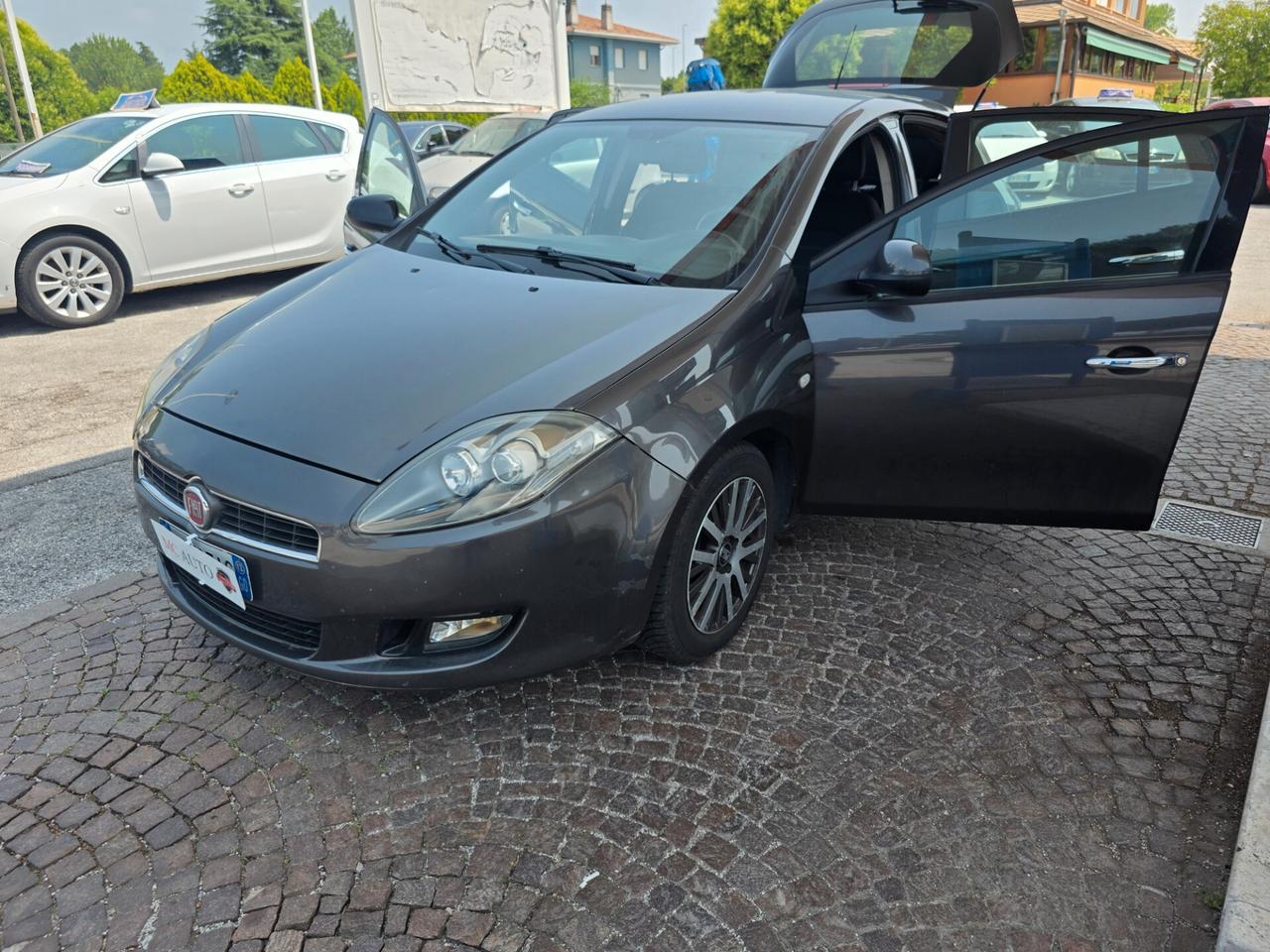 Fiat Bravo 1.6 MJT 105 CV con 269.000km Neopatentati ok