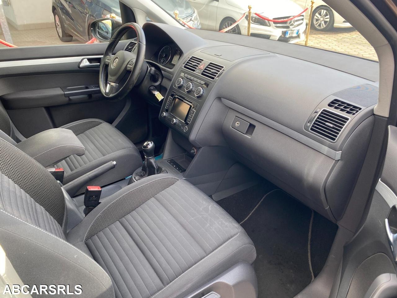 VOLKSWAGEN - Touran - 1.6 TDI Trendline BMT - FINA