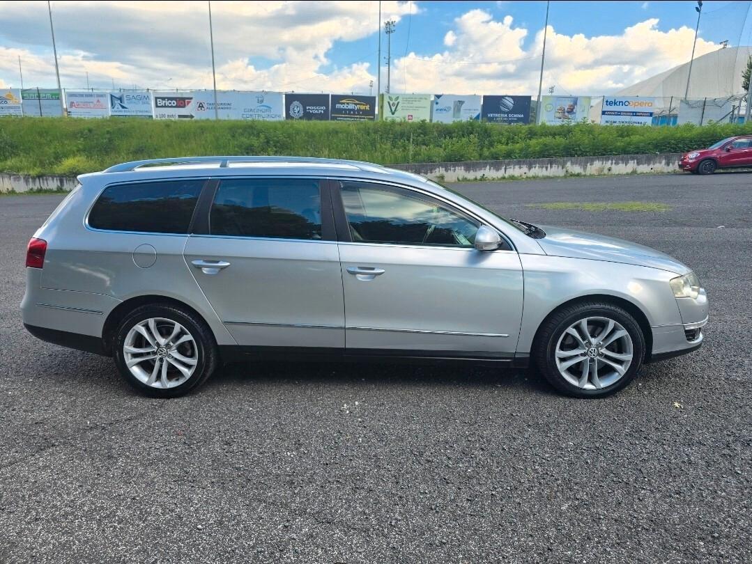 Volkswagen Passat 2.0 TDI DSG Highline cambio automatico