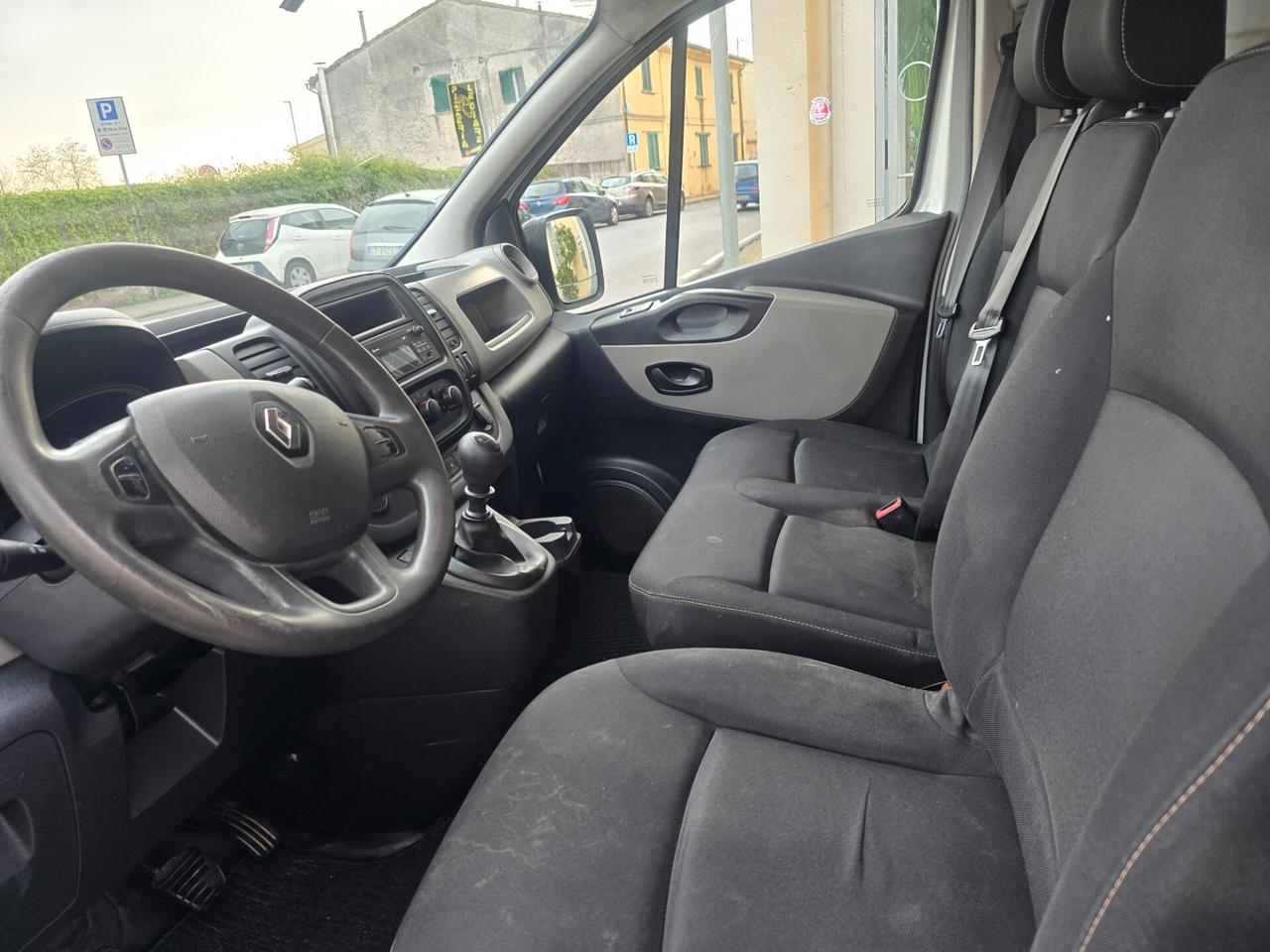 Renault Trafic BluedCi 110CV PL-TN Authentic