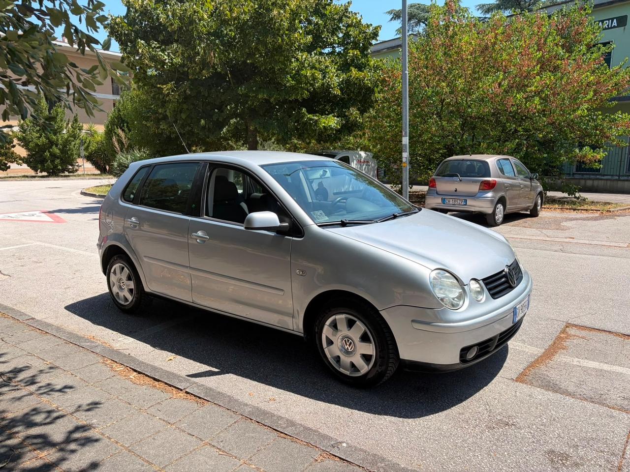 Volkswagen Polo 1.2 benzina neopatentati