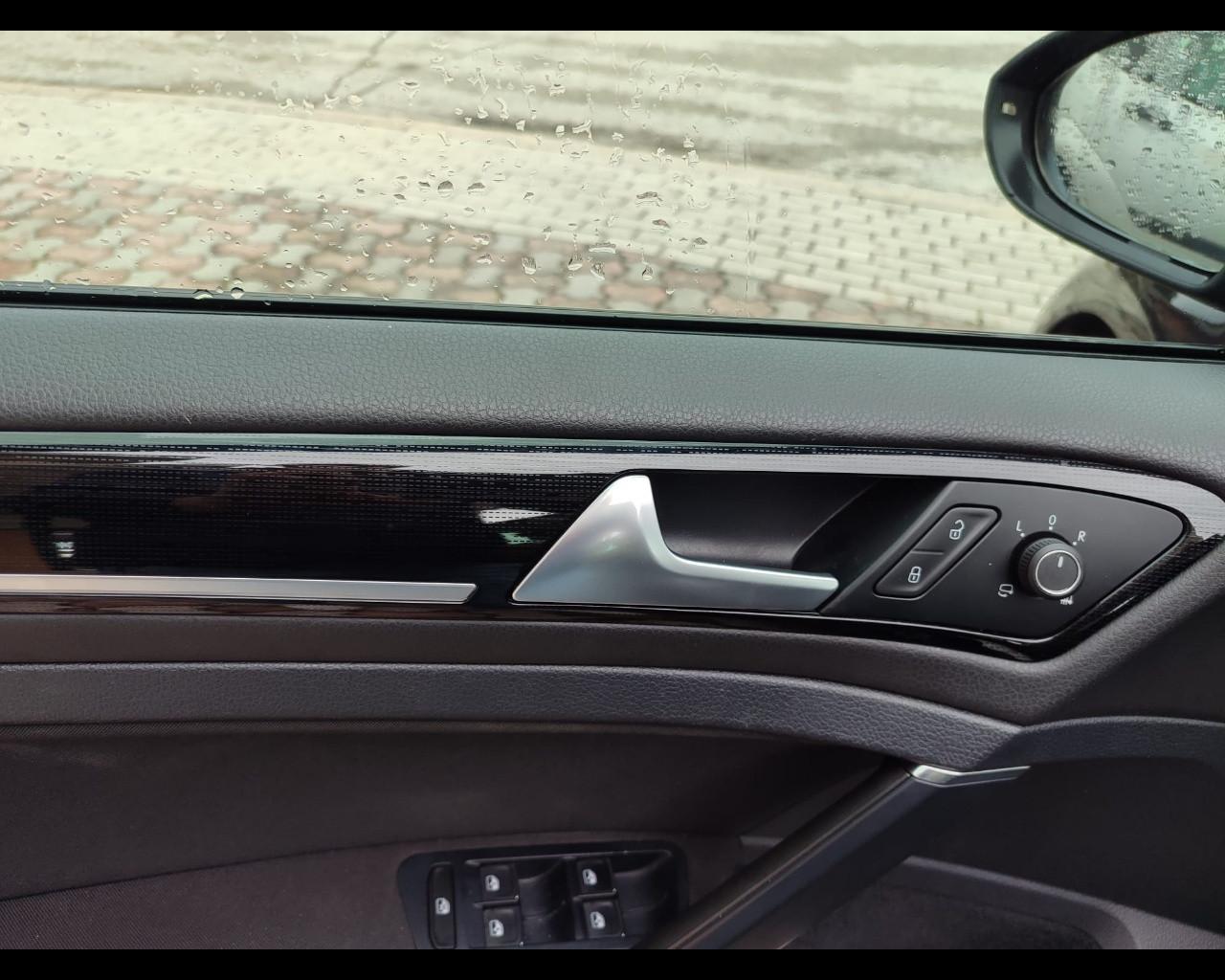 VOLKSWAGEN Golf 7ª serie - Golf 1.4 TGI 5p. Executive BlueMotion