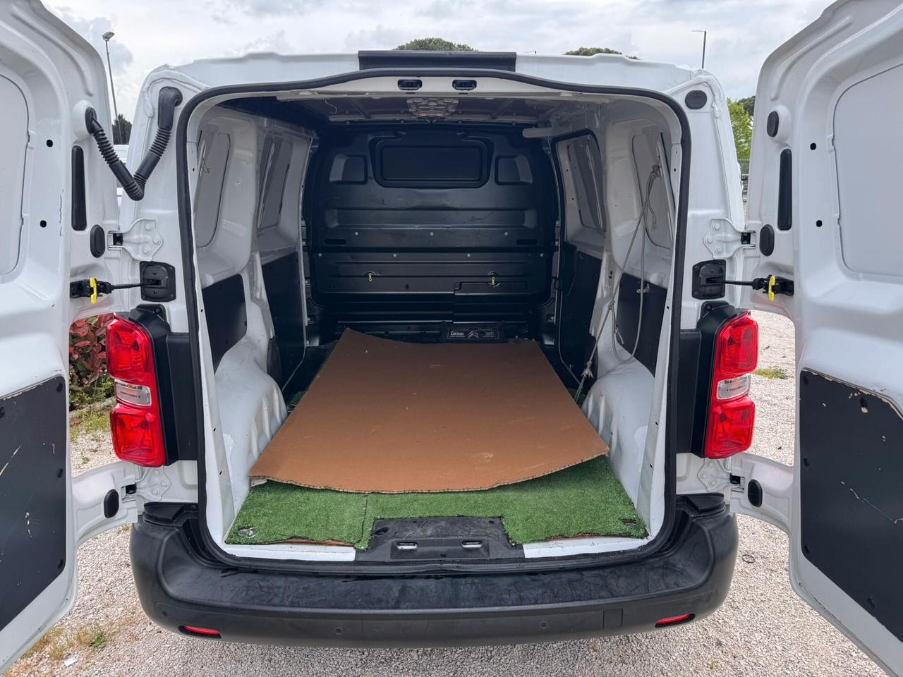 CITROEN JUMPY 1.5HDI 100CV E6D.I 2023