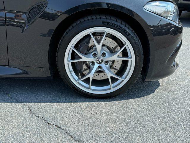 ALFA ROMEO Giulia 2.9 V6 Bi-Turbo AT8 Quadrifoglio