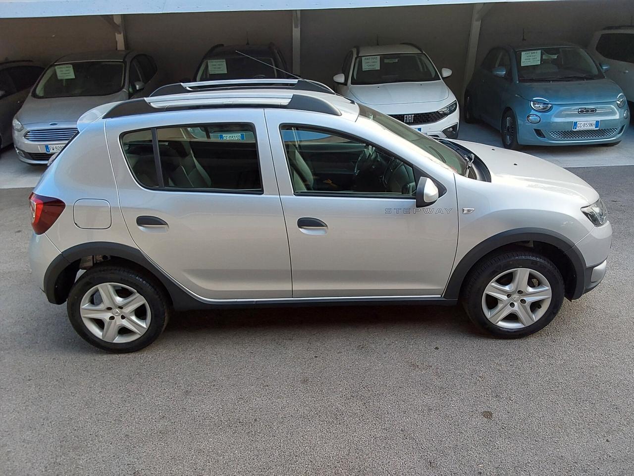 Dacia Sandero Stepwey 0.9 TCe 12V 90 CV GPL di Serie