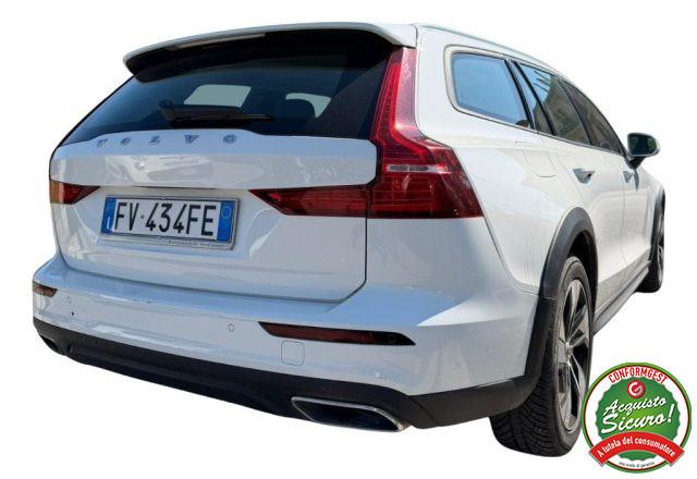 VOLVO V60 Cross Country D4 AWD Geartronic Pro