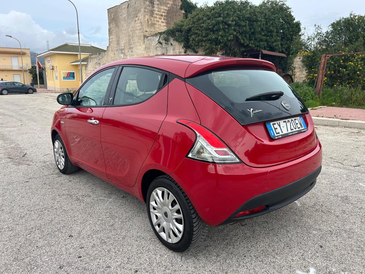 Lancia Ypsilon 1.2 69 CV 5 porte Elle